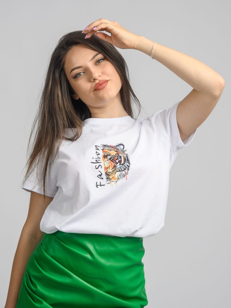 Дамска овърсайз тениска с щампа Tiger Бяла