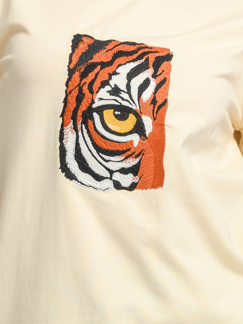 Дамска овърсайз тениска с бродерия The Eye Of Tiger Бананов цвят