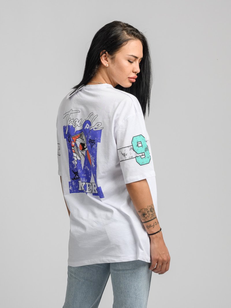Дамска овърсайз тениска с щампа Trouble Maker Бяла