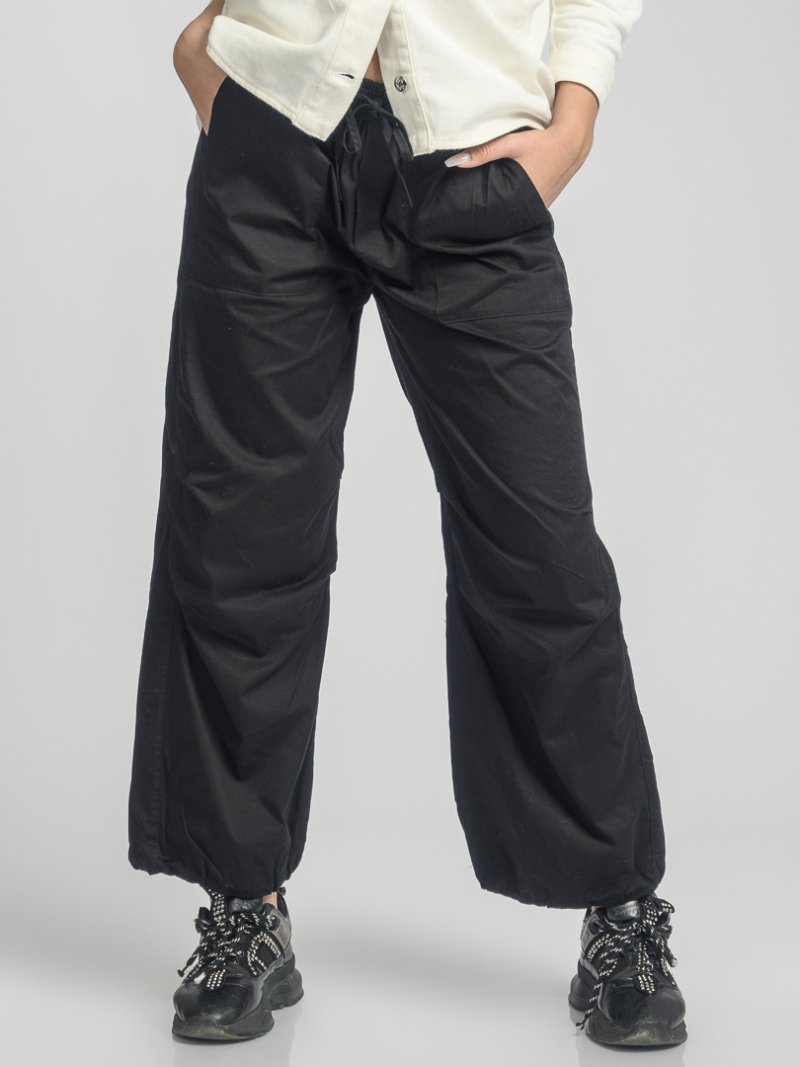 Дамски карго панталон The Collection Черен